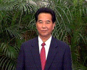 中共新一届中央政治局常委简历