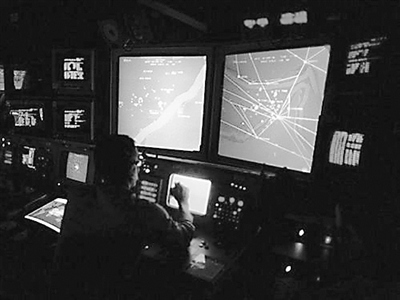 “宙斯盾”联合作战指挥中心 “宙斯盾”联合作战指挥中心