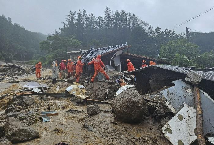 韩国暴雨已造成22人死亡14人失踪