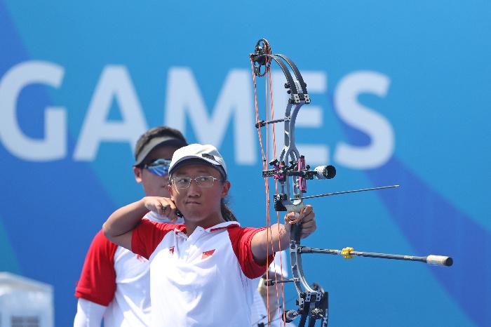 中国队夺得射箭男子复合弓团体金牌