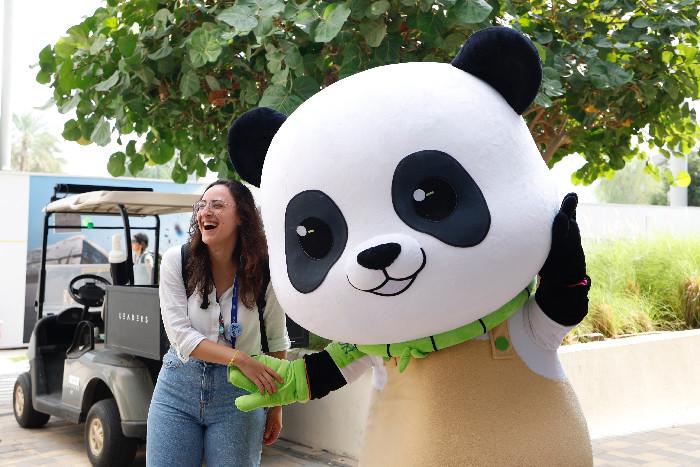 COP28“中国角”熊猫玩偶受追捧