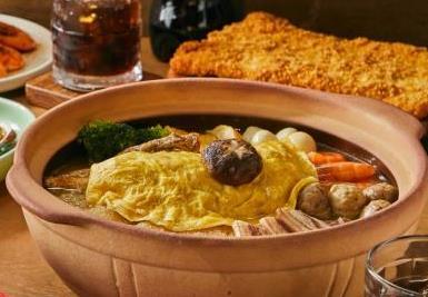 一起品尝八宝饭