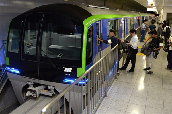 东京单轨电车公司成立50周年推出全新车型