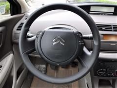 汽车之家 东风雪铁龙 世嘉 2.0手动夺冠版