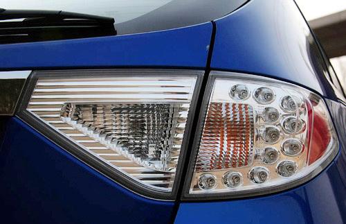 颠覆传统/狂野不羁 试驾斯巴鲁翼豹2.0R