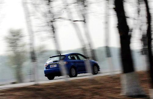 颠覆传统/狂野不羁 试驾斯巴鲁翼豹2.0R