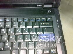 ����ThinkPad SL400 27437HC