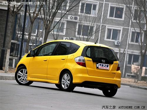 汽车之家 广州本田 飞度 1.5 at炫酷运动版