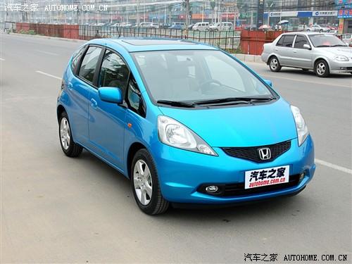 汽车之家 广州本田 飞度 1.5 at豪华版