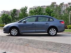 汽车之家 东风雪铁龙 世嘉 三厢 2.0自动舒适型