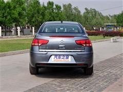 汽车之家 东风雪铁龙 世嘉 三厢 2.0自动舒适型