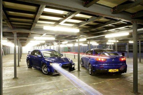 �ٹ������3.8s EVO�콢FQ-400Ӣ������ ����֮��