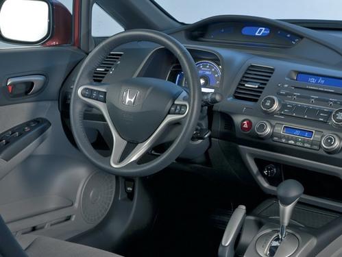 油价继续飙升 5款节油的新能源车型推荐