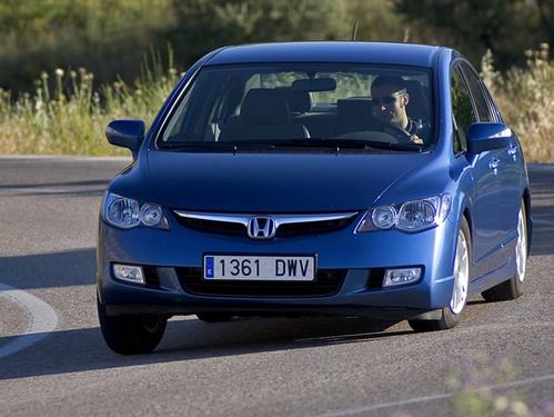 油价继续飙升 5款节油的新能源车型推荐