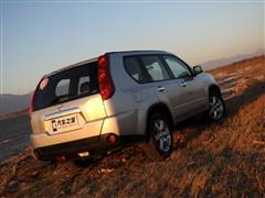 汽车之家 东风日产 奇骏 2.5l xl mt 4wd