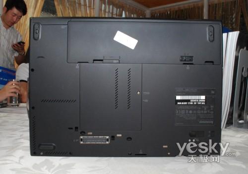 ��X300��ǿ��������ThinkPad T400s����ͼ��