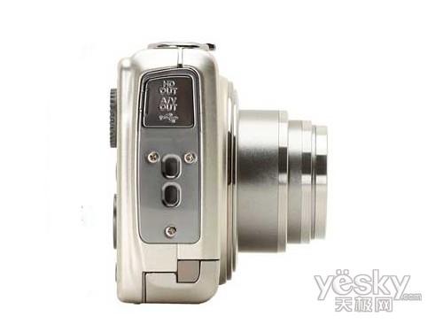 ��ʿ FinePix F200 EXR