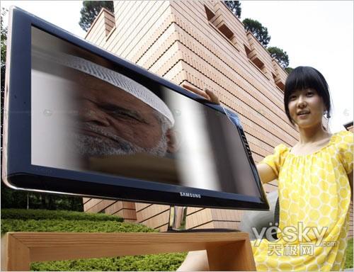 500W:1+LED背光 三星怪兽级绝色显示器上市
