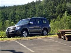 汽车之家 进口三菱 帕杰罗 五门 旗舰版