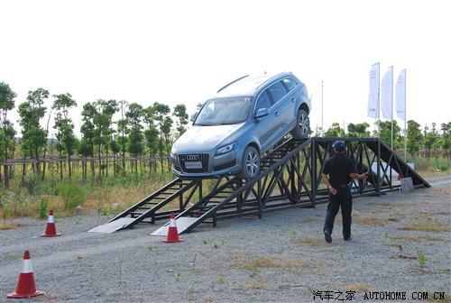 3.0TDI柴油机是最大亮点!试驾新奥迪Q7 汽车之家 3.0TDI柴油机是最大亮点!试驾新奥迪Q7 汽车之家