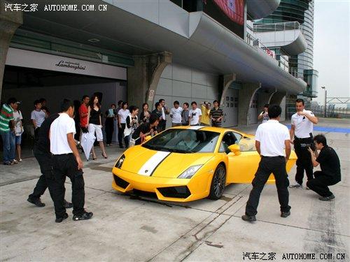 后驱蛮牛!体验兰博基尼LP550-2限量版 汽车之家 后驱蛮牛!体验兰博基尼LP550-2限量版 汽车之家