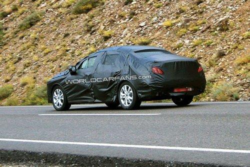 明年海外首发 标致408路试谍照首次曝光 汽车之家 明年海外首发 标致408路试谍照首次曝光 汽车之家