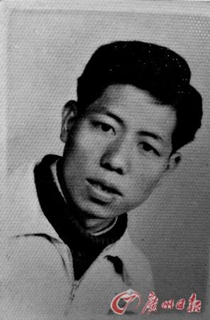 老翁照顾患病妻儿40年获评道德模范(组图)