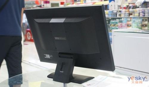 22��˫�ӿ�����G2200WҺ����ʾ�� �۸�Ϊ1299Ԫ