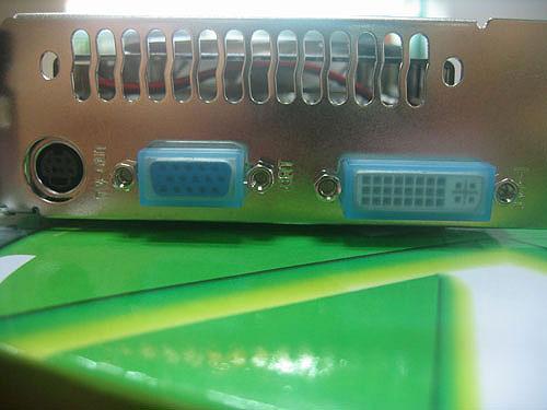 �����¿�ɢ�� ˫��GTS250Сţ����699Ԫ