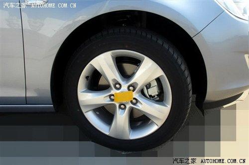 明年上市 别克新凯越HRV清晰照片曝光 汽车之家 明年上市 别克新凯越HRV清晰照片曝光 汽车之家