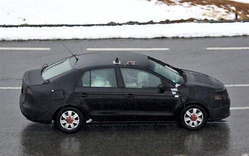 国产的样版 大众新POLO三厢版首次曝光 汽车之家 国产的样版 大众新POLO三厢版首次曝光 汽车之家