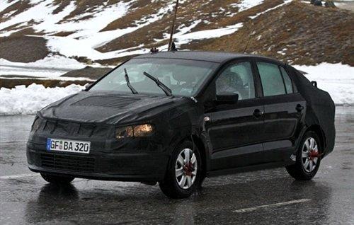 国产的样版 大众新POLO三厢版首次曝光 汽车之家 国产的样版 大众新POLO三厢版首次曝光 汽车之家