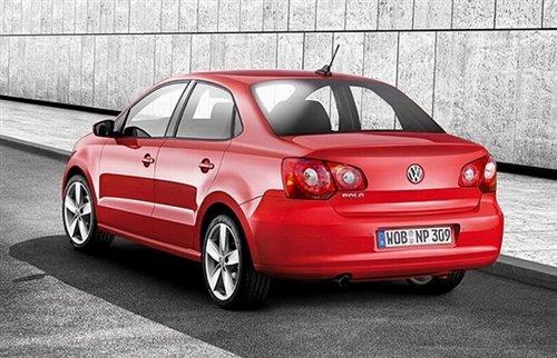 国产的样版 大众新POLO三厢版首次曝光 汽车之家 国产的样版 大众新POLO三厢版首次曝光 汽车之家