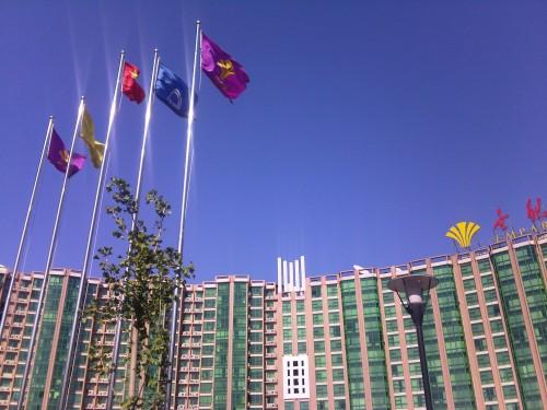 21:9宽屏怪兽手机 LG BL40e评测报告