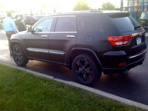 明年1月发布 新一代大切诺基路试曝光 汽车之家 明年1月发布 新一代大切诺基路试曝光 汽车之家