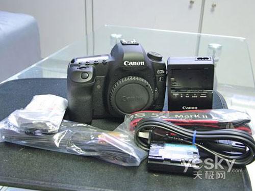 ȫ���������۸�ս �޵���5D MarkII��װ����