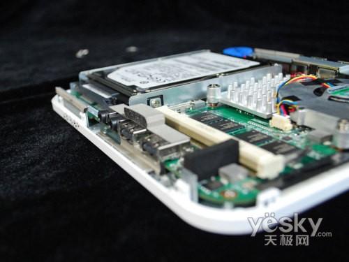 ����������С���PC��IdeaCentre Q110����