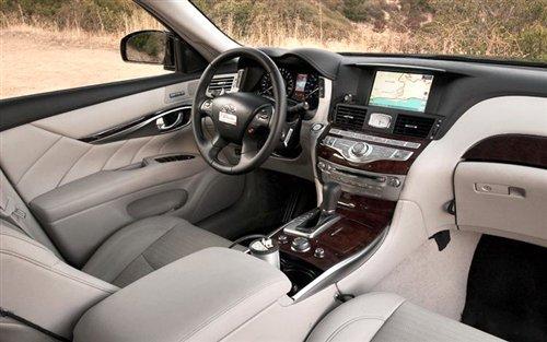 操控高手 海外试驾2011款英菲尼迪M系列 汽车之家 操控高手 海外试驾2011款英菲尼迪M系列 汽车之家