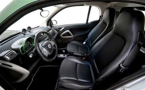 节能环保先锋 试驾2011款电动版smart