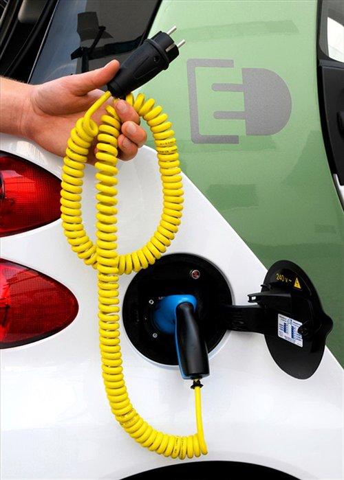 节能环保先锋 试驾2011款电动版smart