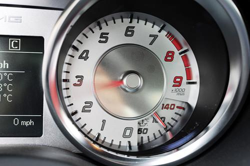 经典重现 海外试梅赛德斯-奔驰SLS AMG