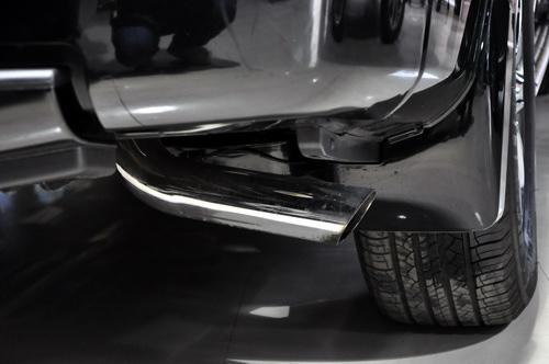 ��ɽ Ҧ���İ��� 2010��Ӣ�����QX56ʵ��