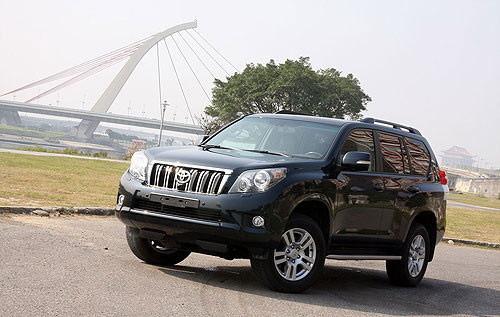 铁汉也柔情 试驾新款丰田Prado普拉多VX