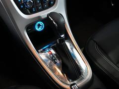 13万买它值不值?英朗PK高尔夫6/福克斯