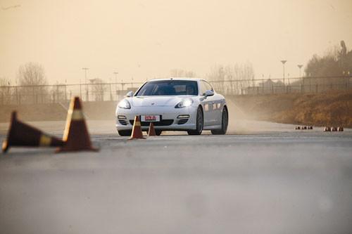 �������䣡��Ȳ��Ա�ʱ��Panamera