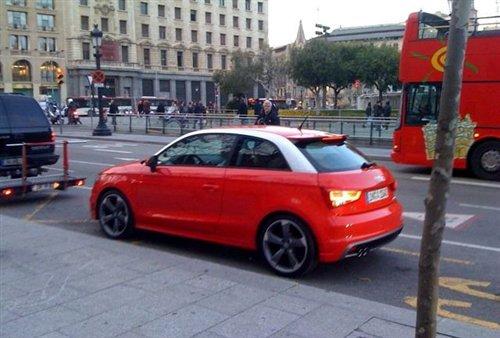 奥迪A1实车现身 将推出4款不同版本车型 汽车之家 奥迪A1实车现身 将推出4款不同版本车型 汽车之家