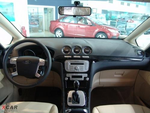 �����˹S-MAX