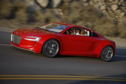 �����¼�Ԫ�������Լݰµ�e-tron���