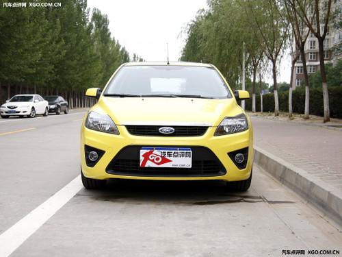 运动选谁 别克英朗对比福特福克斯两厢