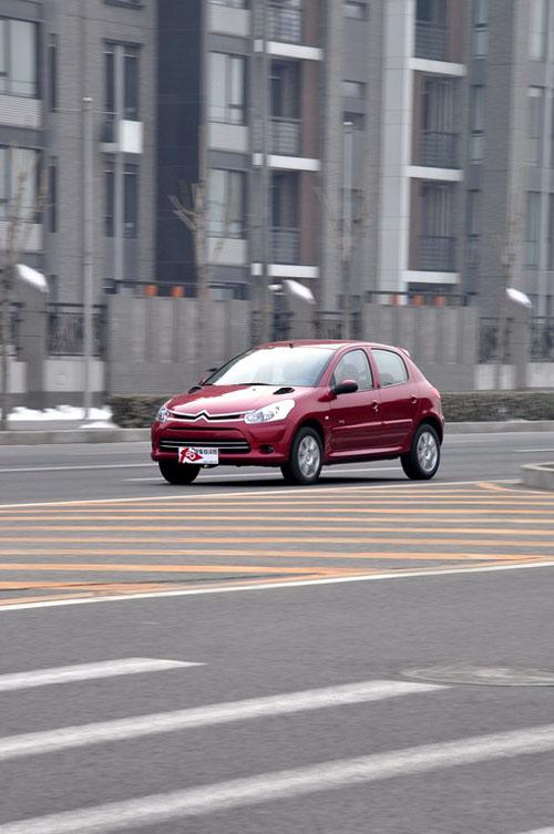 "红色旋风来袭" 测试东风雪铁龙C2 VTS